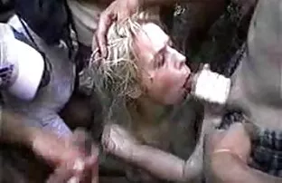 XXX ტყავი, სახეზე ტეენ,