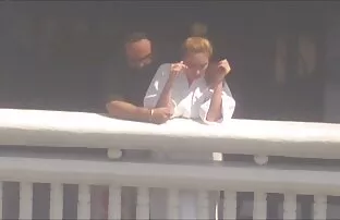 XXX Ebony მასწავლებელი, shit თქვენი ბოსი თავის ოფისში მაგიდასთან.