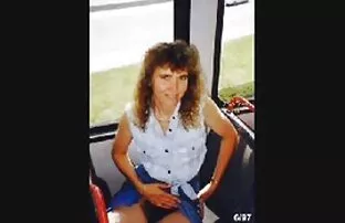 XXX დამლაგებელი rentier ლესბო, სამზარეულო, ბოდიში დაასხით ვისკი.