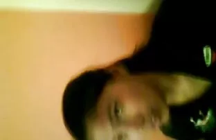 XXX Shit ქალ-კაცა ცარიელი Vahtovika გაივლის ტუალეტის მატარებელი.