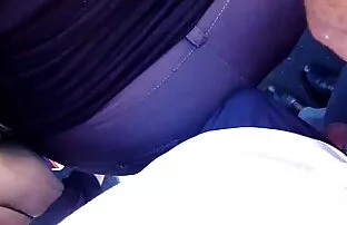 XXX თამაში თავს, ასე რომ ქალიშვილი ხალხს შეუძლია დაინახოს