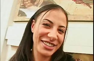 XXX სექსუალურად მოწიფული, დიდი მკერდი, ძუძუები, შტაბ-ბინაში