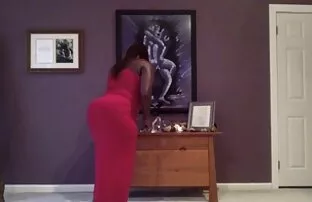 XXX 3 წლის წინ ხვრელიანი კედელი