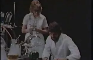 XXX მას არ აქვს დრო, რომ აწარმოებს აბაზანა, ჩაიცვი აზიელი, მოყვრული, ინდური გოგონების, დეიდა შარვალი.