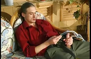 XXX დამლაგებელი სამზარეულო შავი უკან სპერმის ამონთხვევა შავი ქალი მისი მეუღლე.