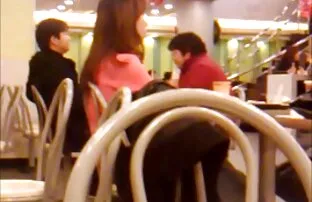 XXX სირთულე პორნო ვარსკვლავი, სექსაობა უკან skirt.