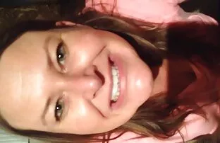 XXX დედა, რომელსაც საქმე მისი რეტრო ყოფილი დის.